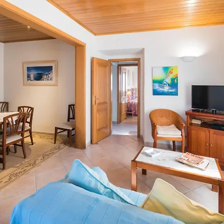 Апартаменты Private 2 Bed In Old Town Албуфейра